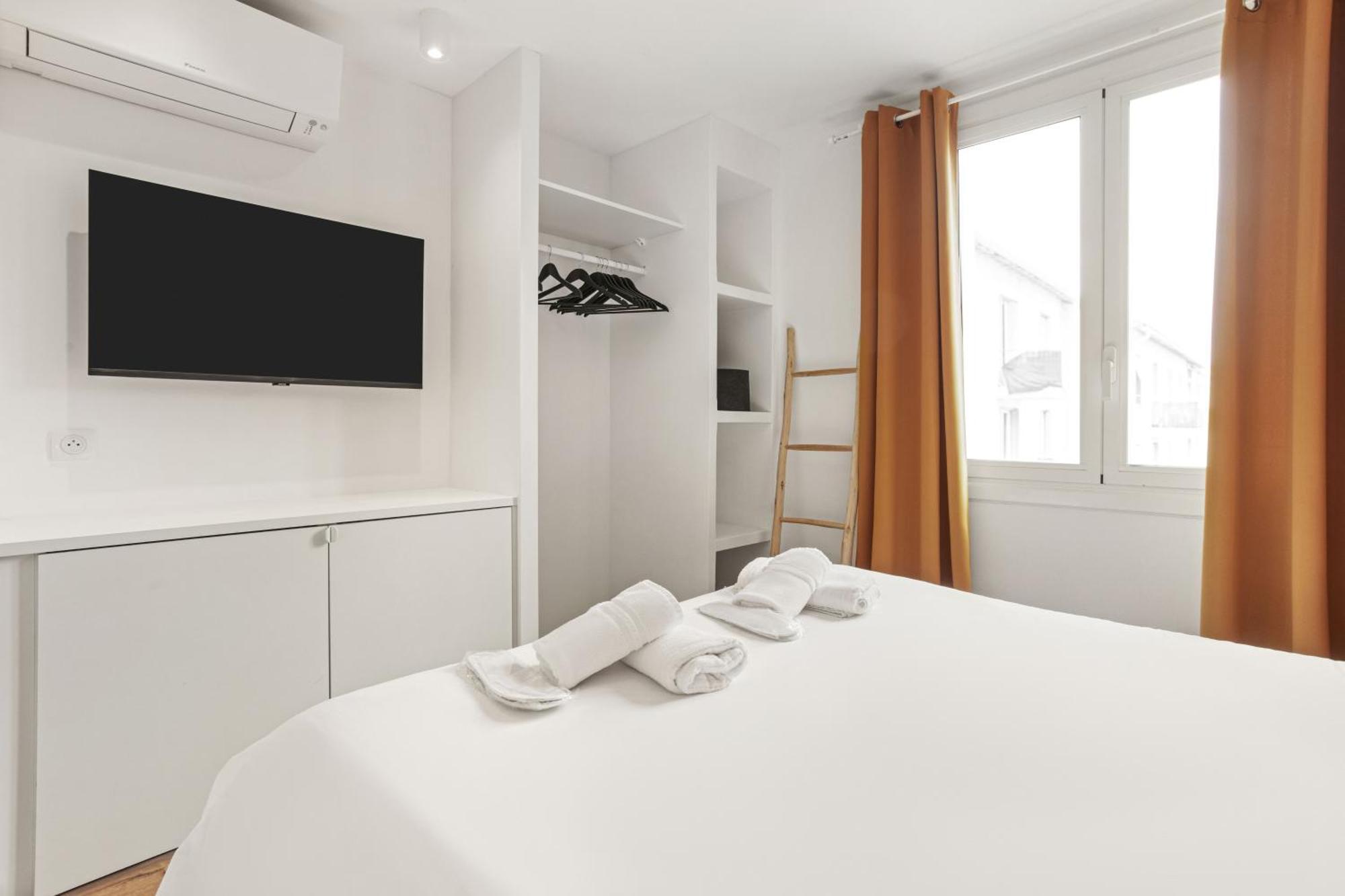 Magnifique 3 Pieces - Proximite Place Des Lices Avec Parking Appartement *